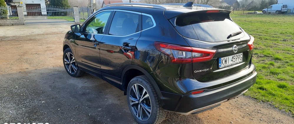 Nissan Qashqai cena 69500 przebieg: 82000, rok produkcji 2018 z Wieliczka małe 79